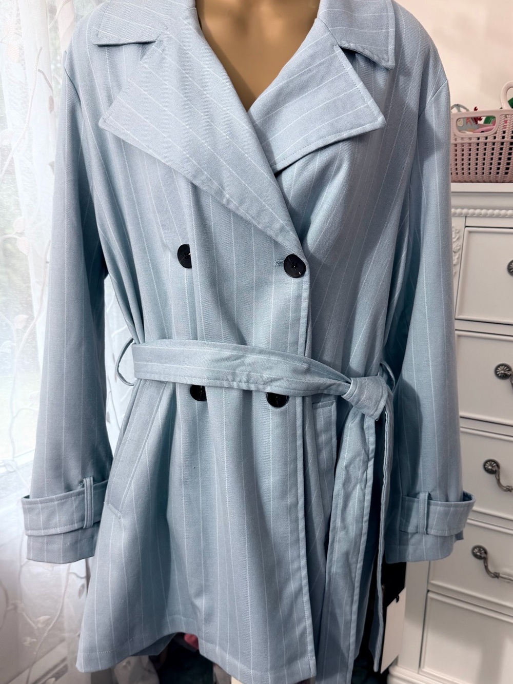 NWT Womens Bagatelle New York Light Blue Pinstripe Double-Breasted Trench Coat L